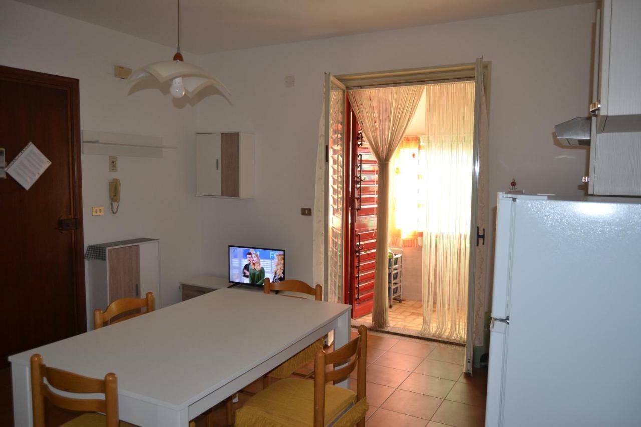 Tulipano 7 Appartement Mascali Buitenkant foto